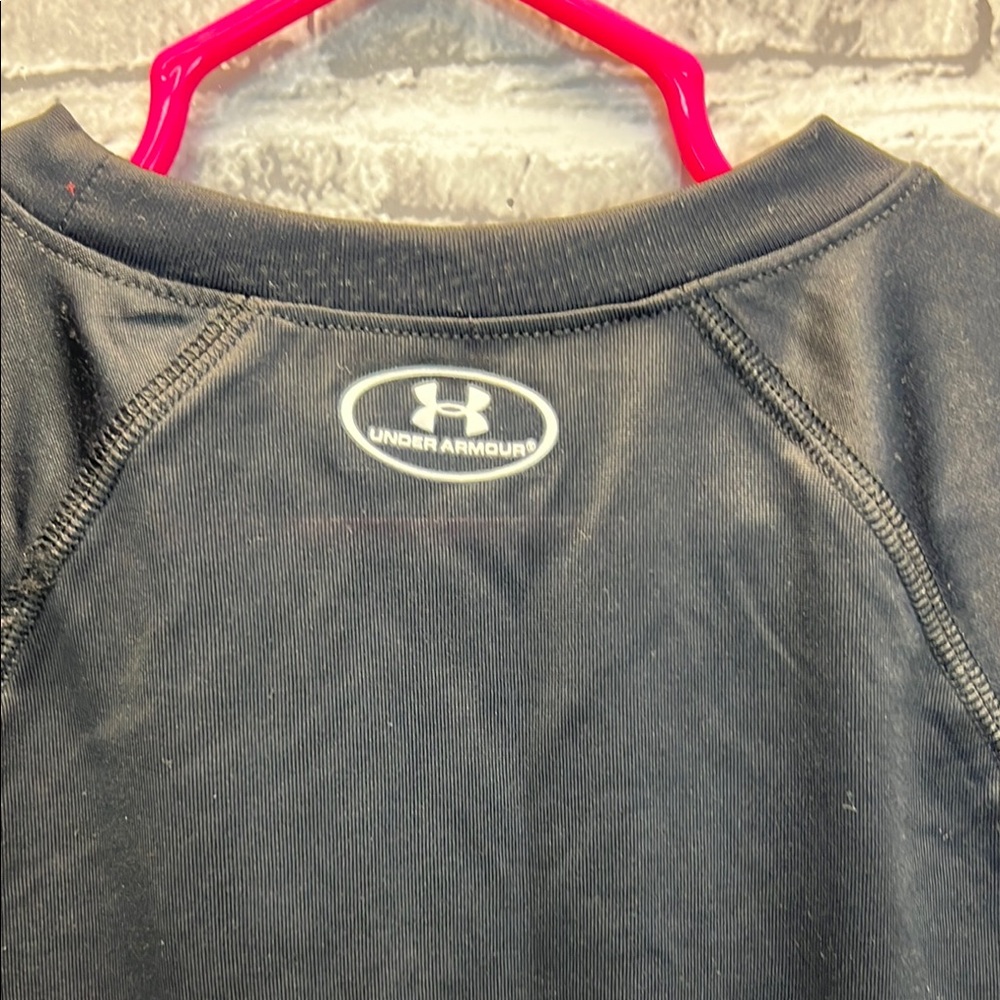 Under Armour Black Short Sleeve Tee - Picture 5 of 7